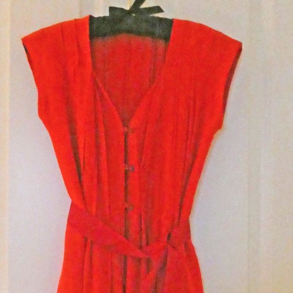 Sild Dress - Picture 1 of 6